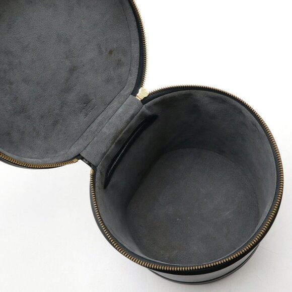 LOUIS VUITTON Black Leather Vanity Bag - Picture 8 of 10